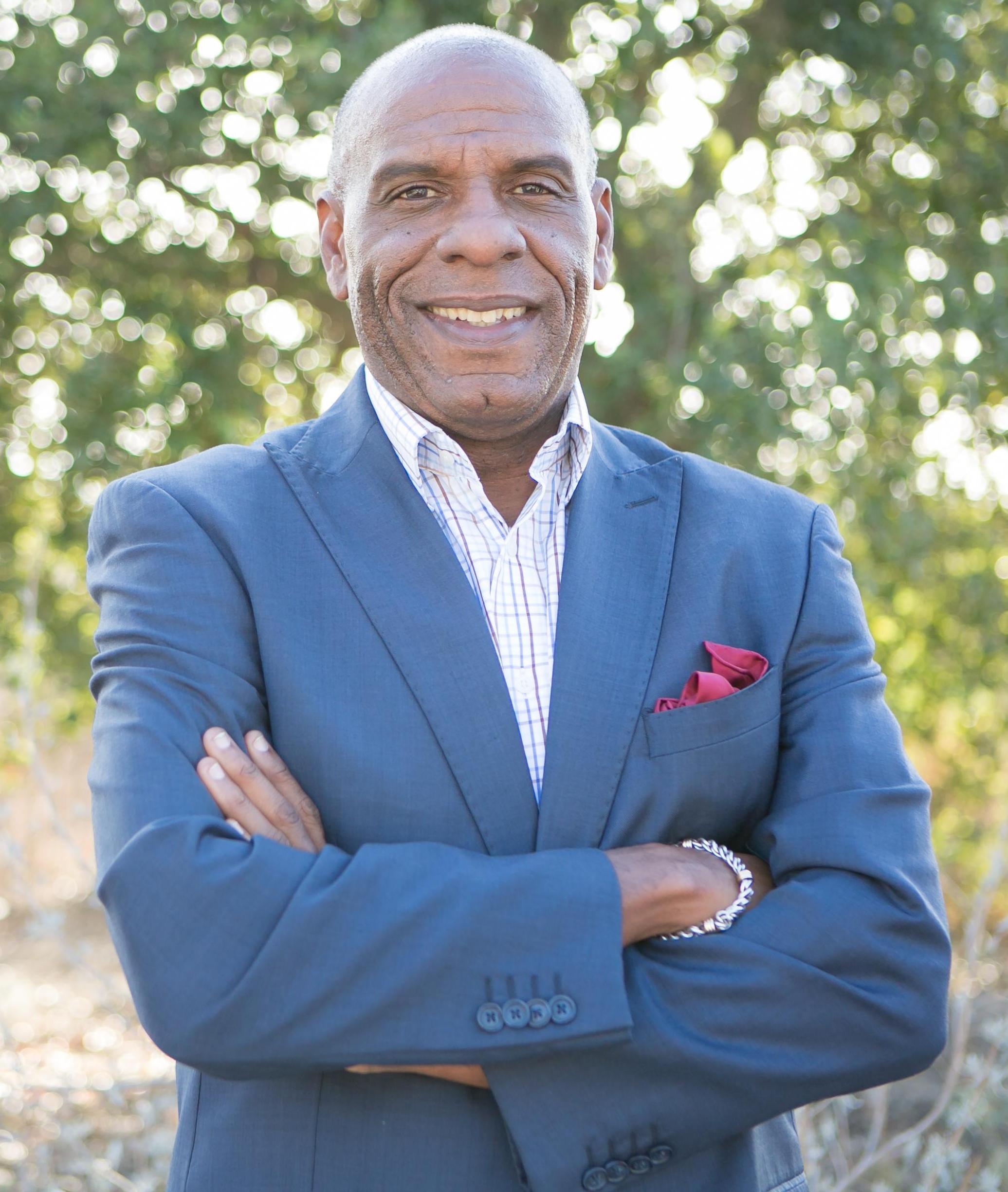 Senator Steven Bradford 